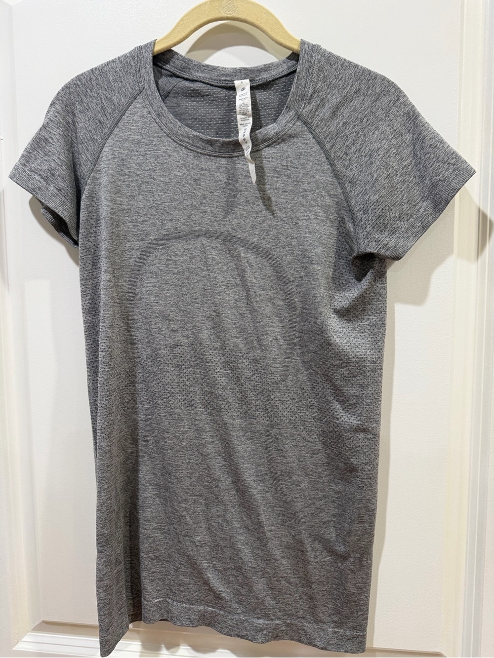 lululemon athletica Short-Sleeve Heathered Gray Performance Tee